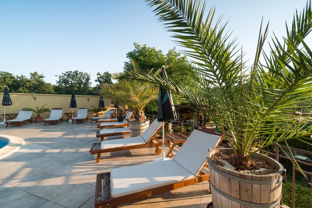 Family Hotel Dayana Beach Синеморец Экстерьер фото
